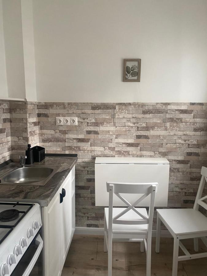 L&M Apartment Targu Mures Exterior photo